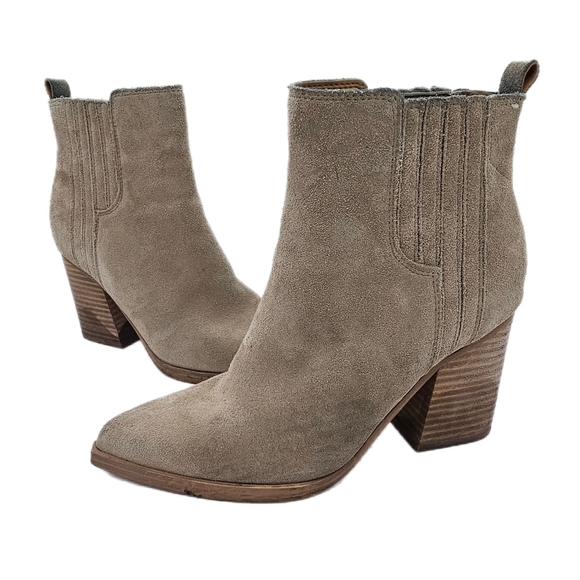 Marc Fisher Ltd. Oshay Beige Suede Leather Pointed Toe Ankle Bootie Size 6.5 - Picture 1 of 11